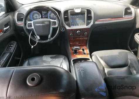 2012 Chrysler 300 Limited z USA, uszkodzony, nr VIN 2C3CCACG3CH266099